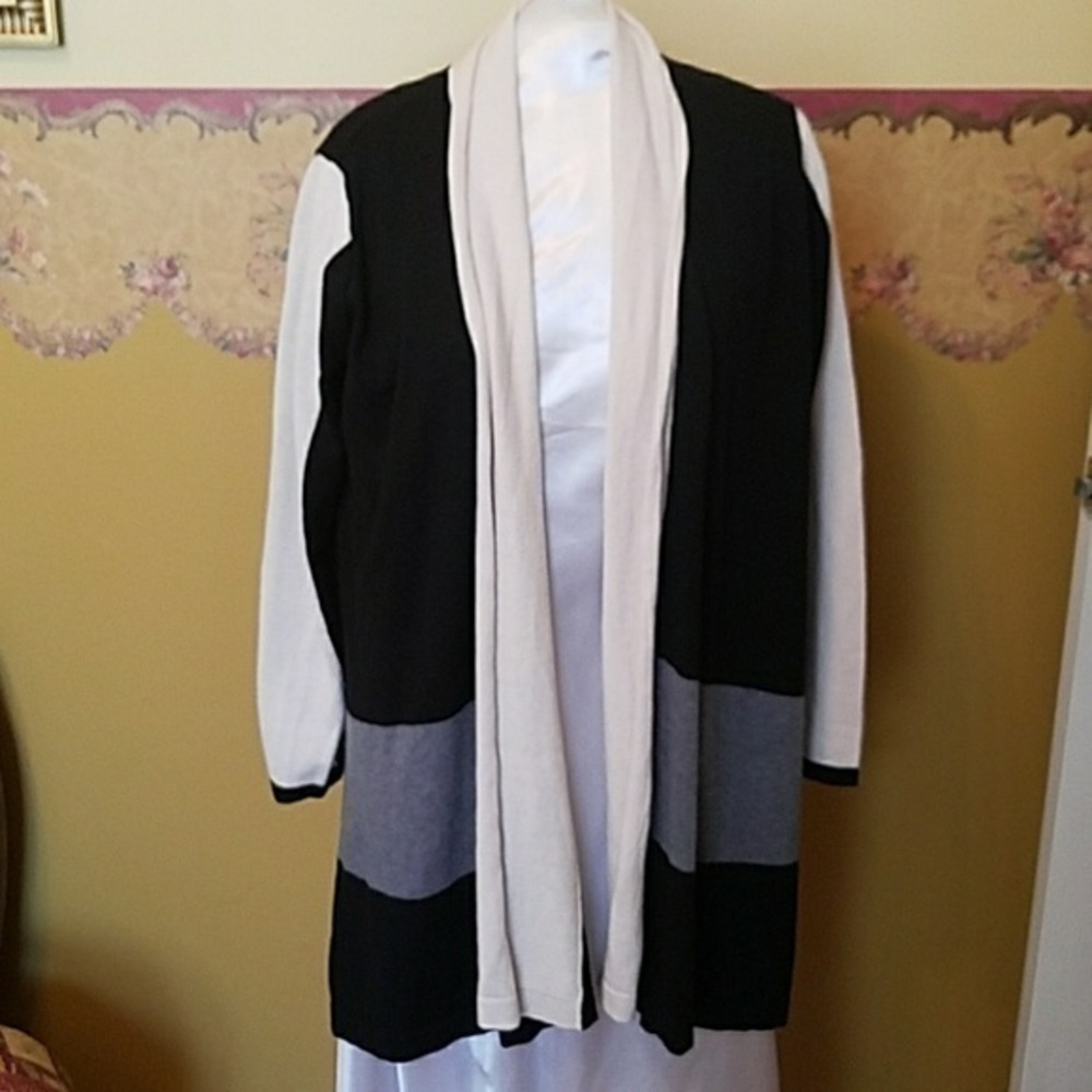 NWT‎ - AUGUST SILK SLIP ON SWEATER (SZ MED)